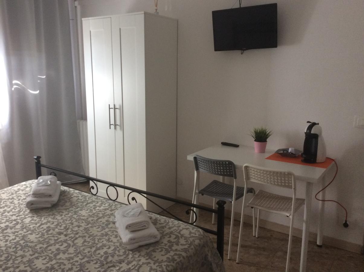 Casa Giulia In Appartement Pisa Buitenkant foto